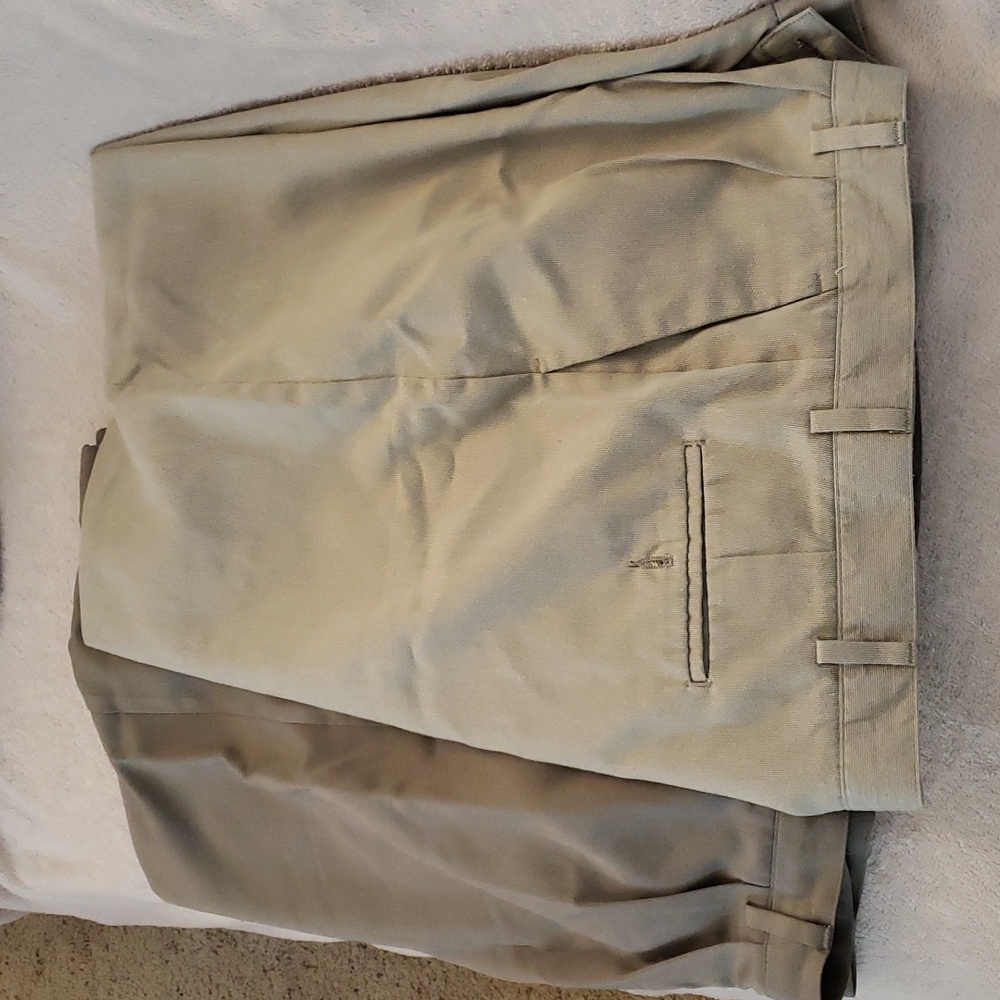 Lot of 2 Men's Dockers Khakis 42x30